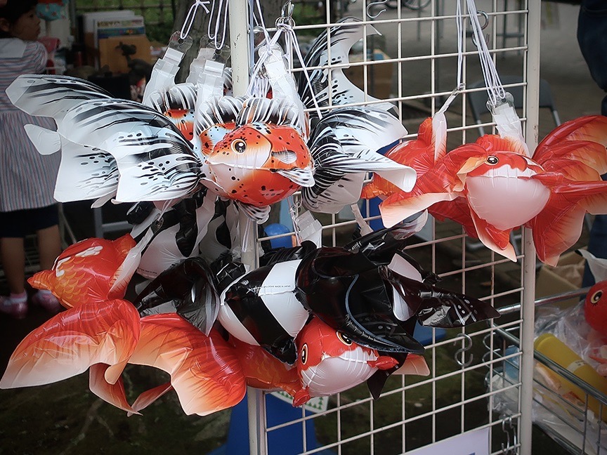 Fish-shaped balloon souvenirs at the Edogawa Goldfish Festival