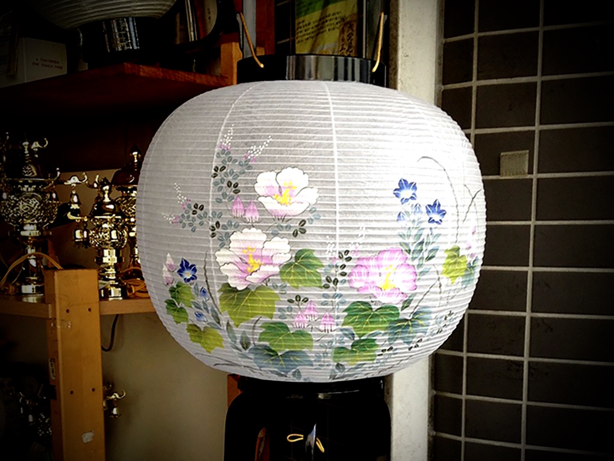 Souvenirs NOT to buy in July