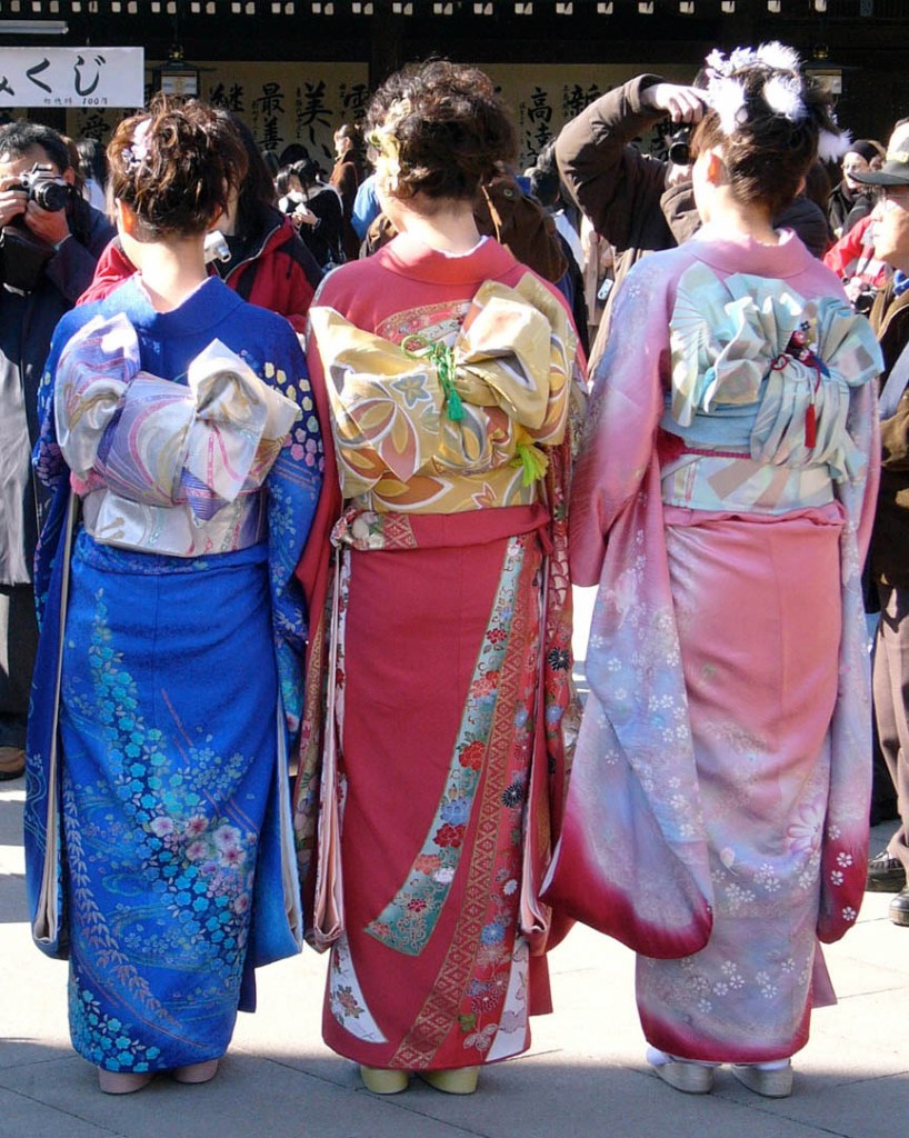 Three young women dressed in kimonos on Coming-of-age Day at the Meiji Shrine