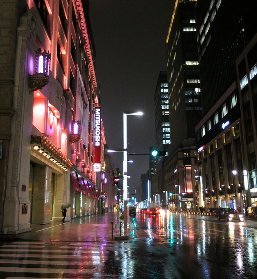 Mitsukoshi department store lit up in pink for cherry blossom season