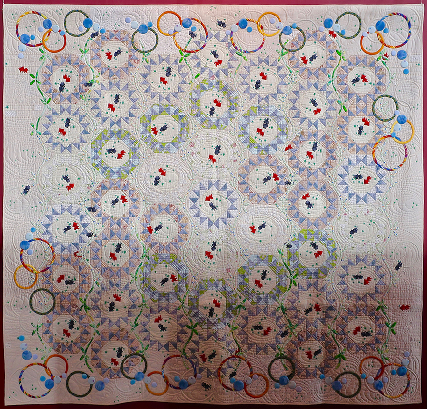 Quilt “Goldfish Versus the Fish Net” by Satomi Tominaga