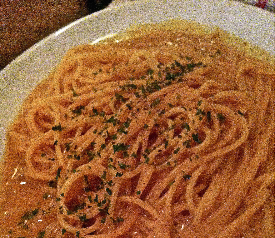 Photo of spaghetti with uni sea urchin sauce