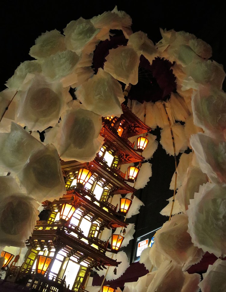 Photo of pagoda at the oeshiki ikegami festival in Tokyo