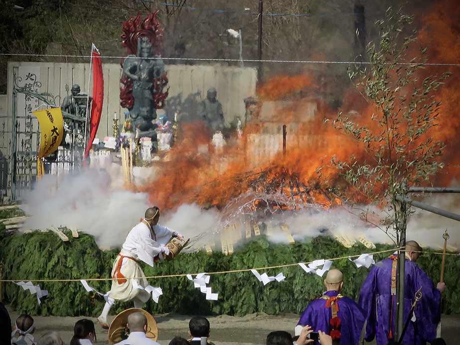 Bonfire at Hiwatari Matsuri at Mt. Takao