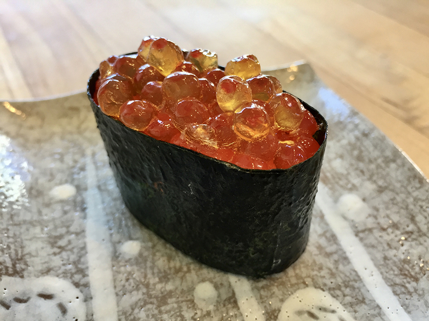 Ikura salmon roe sushi