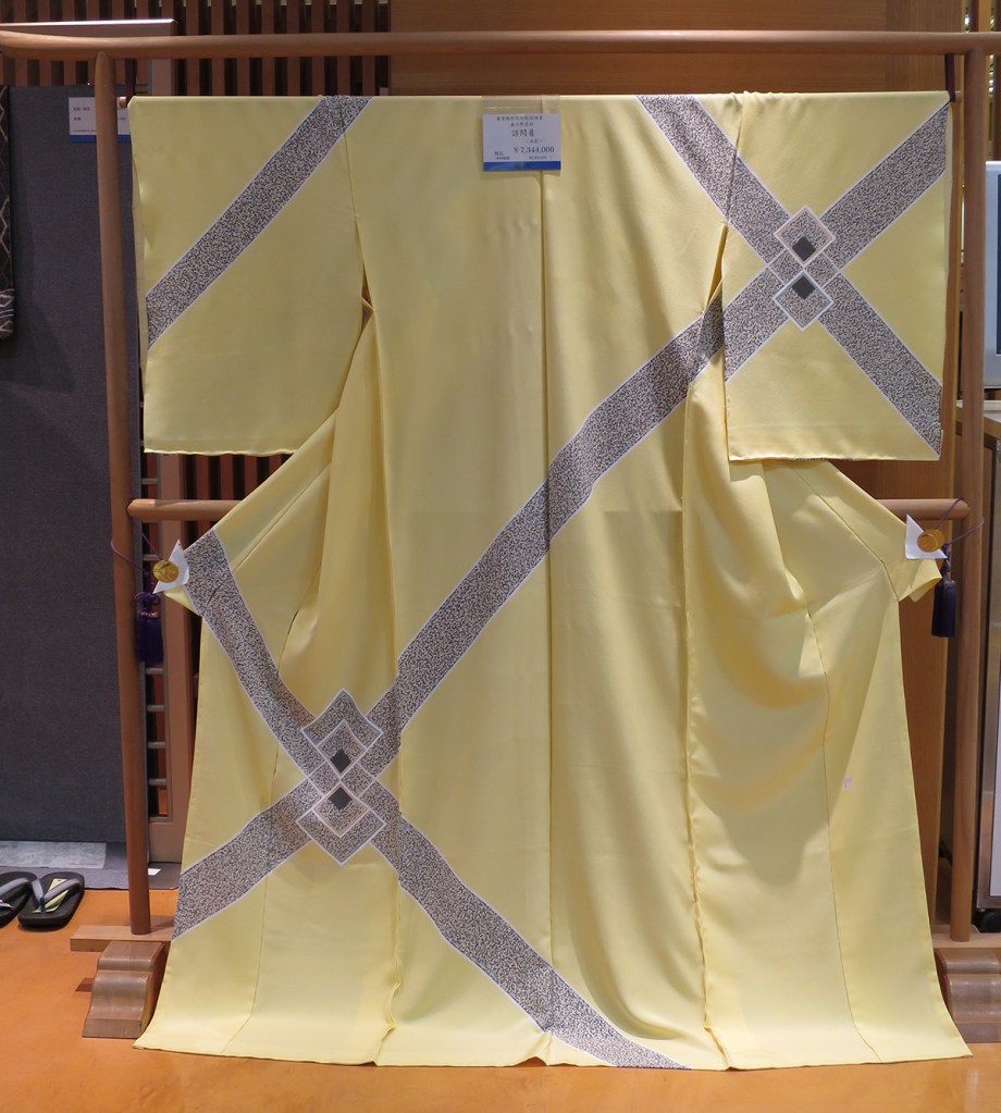 Expensive kimono on display at Mitsukoshi