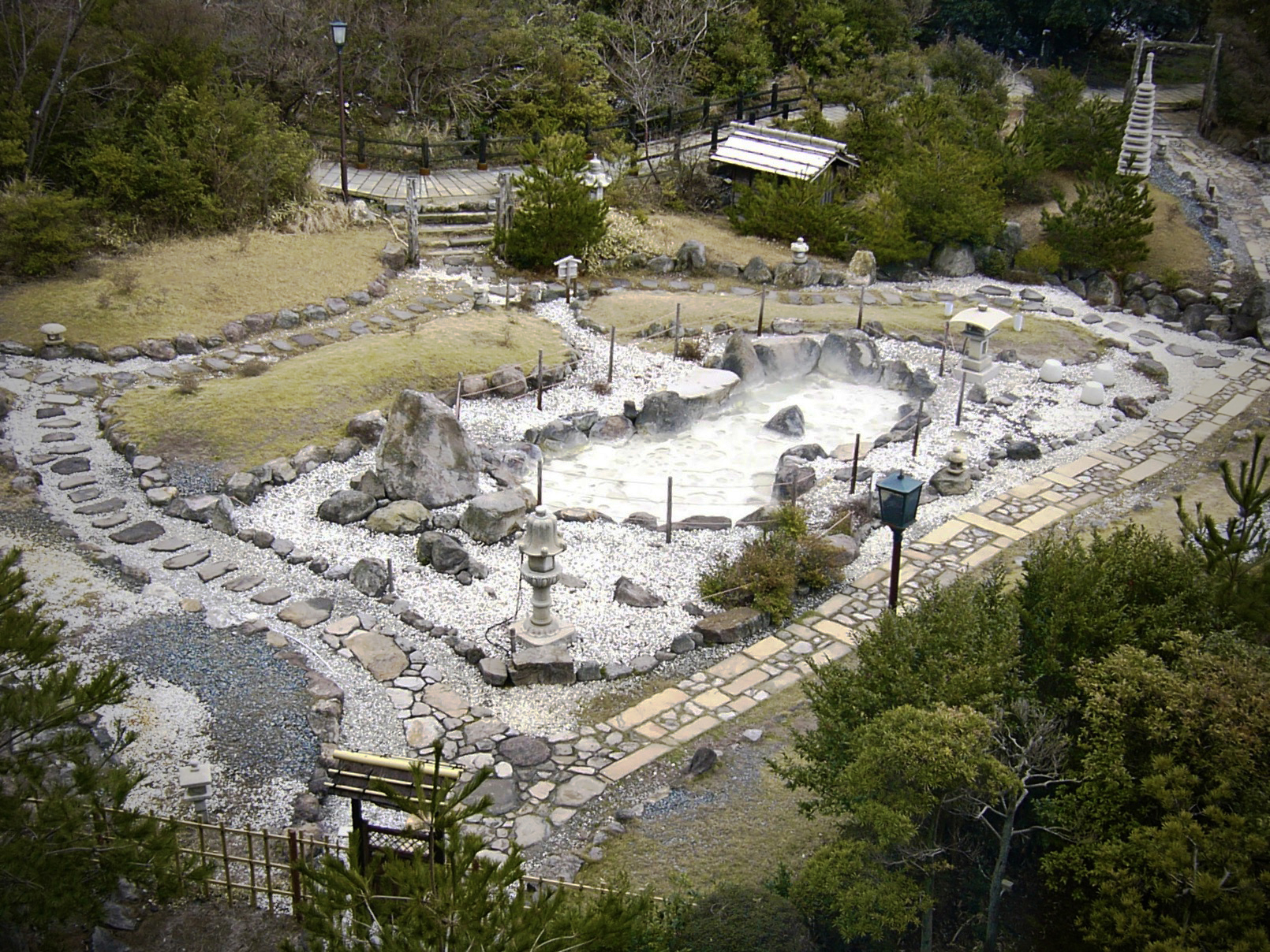ハエンの山頂 Let's go to the Japanese garden…from Hell – Japanagram